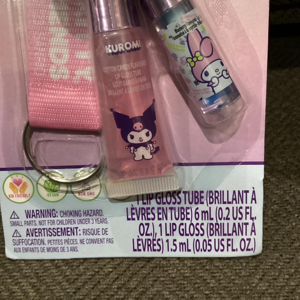 Hello Kitty Lip Gloss Keychain - Picture 5 of 7